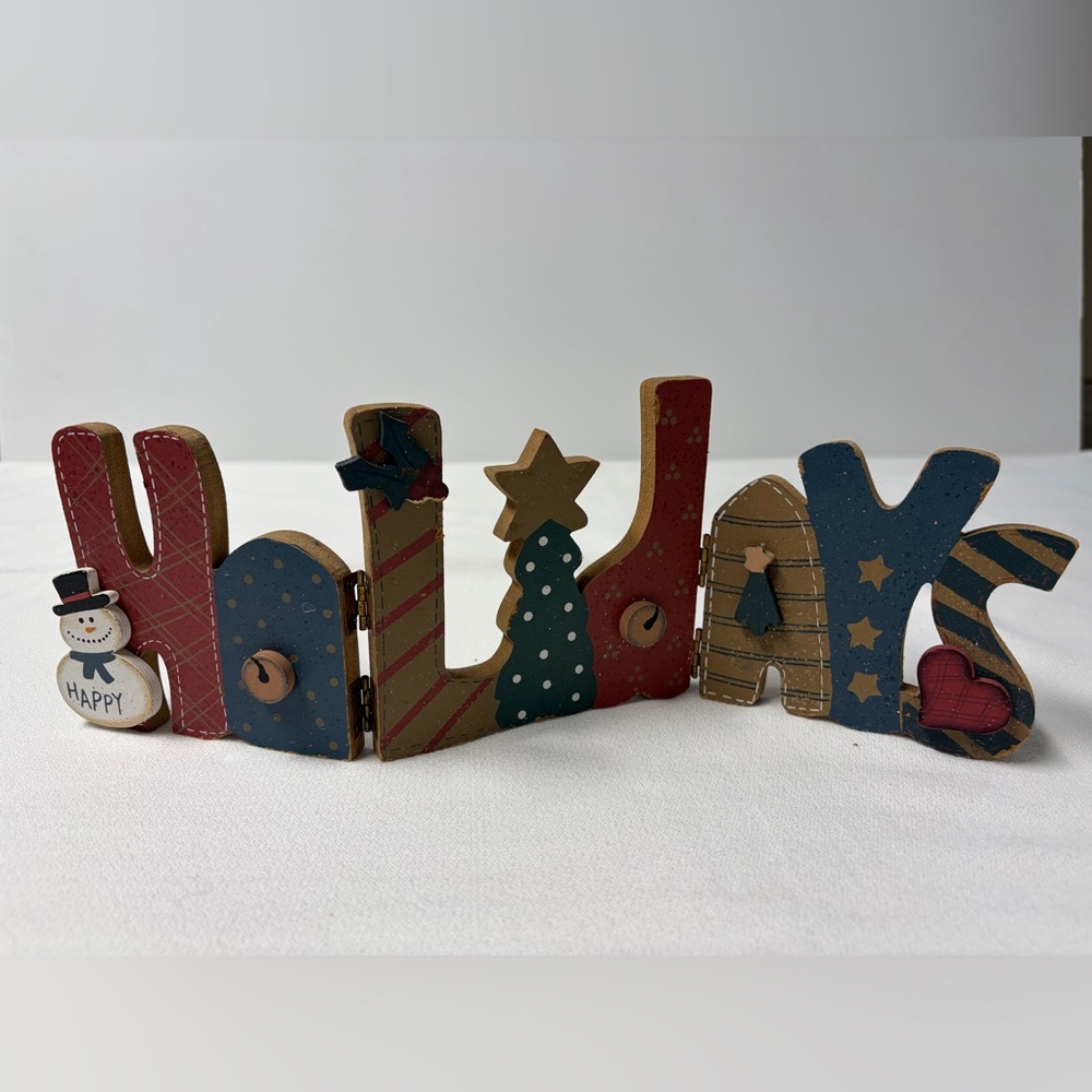 Festive Wooden 'Holidays' Sign - Multicolor